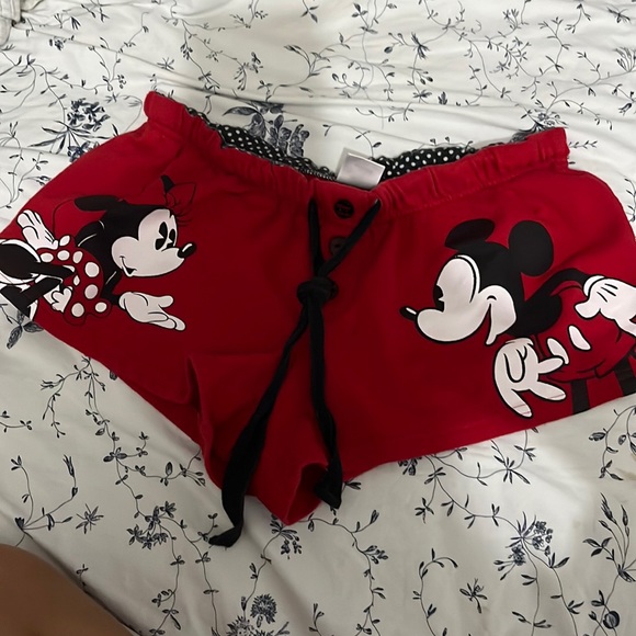 Disney Pants - Disney Mickey and Minnie shorts